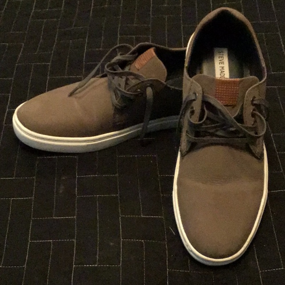 Steve Madden casual shoes
